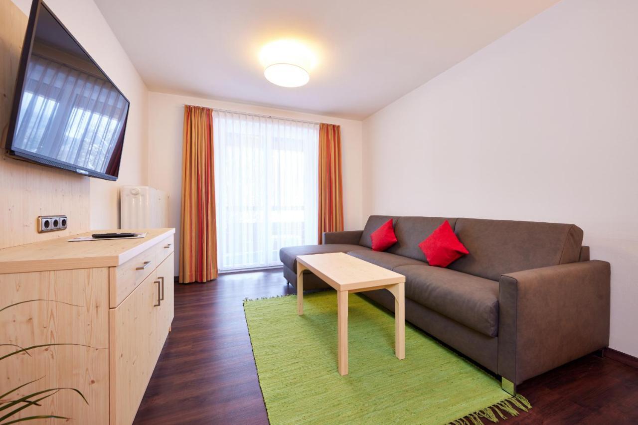 Zum Turm - Apartments Und Gaestezimmer 奥巴拉马高 外观 照片