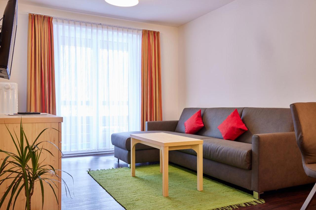 Zum Turm - Apartments Und Gaestezimmer 奥巴拉马高 外观 照片