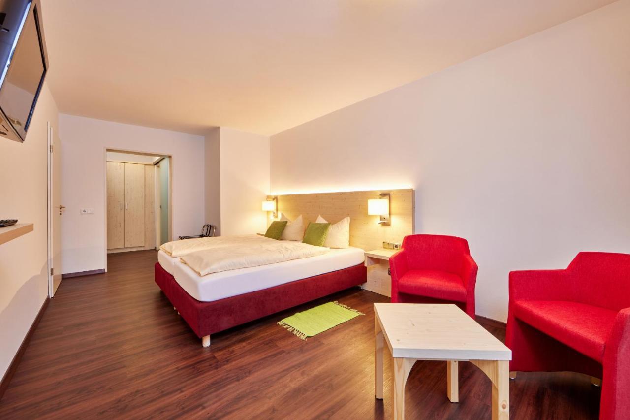 Zum Turm - Apartments Und Gaestezimmer 奥巴拉马高 外观 照片